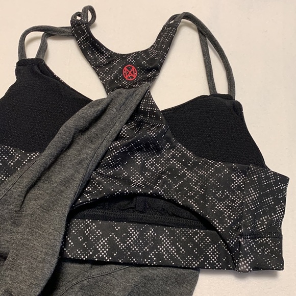 NWT Yoga or Workout Tank Top with built-in Bra size XS - Picture 4 of 6